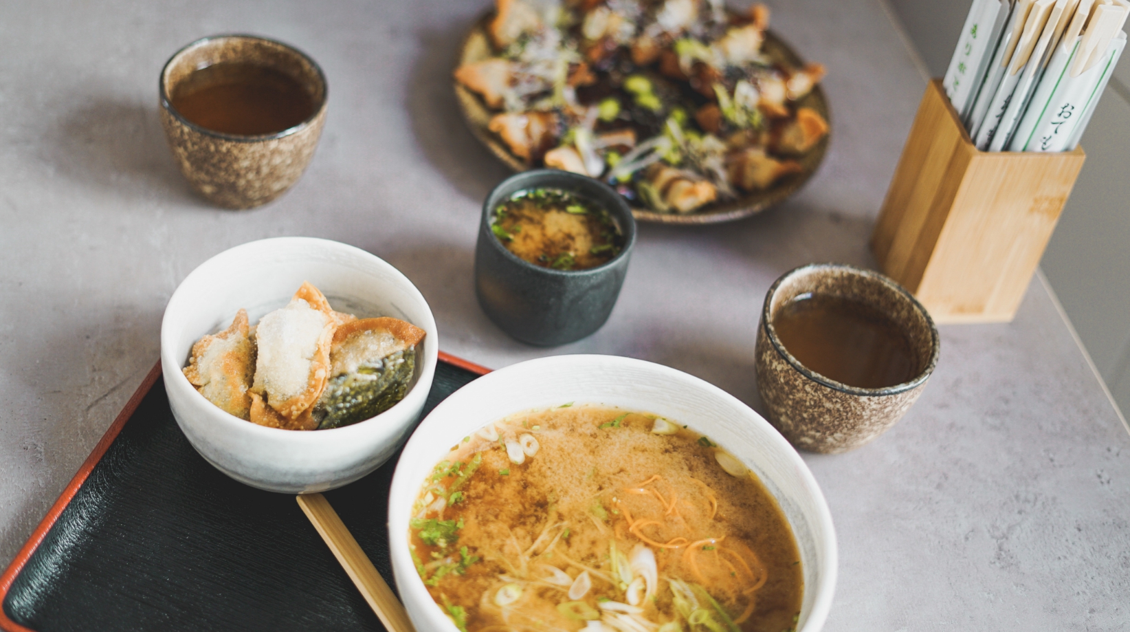 日本朝食　おおきにホテル